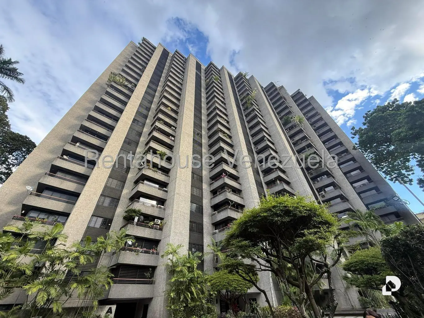 Apartamento en El Bosque, Caracas – 1
