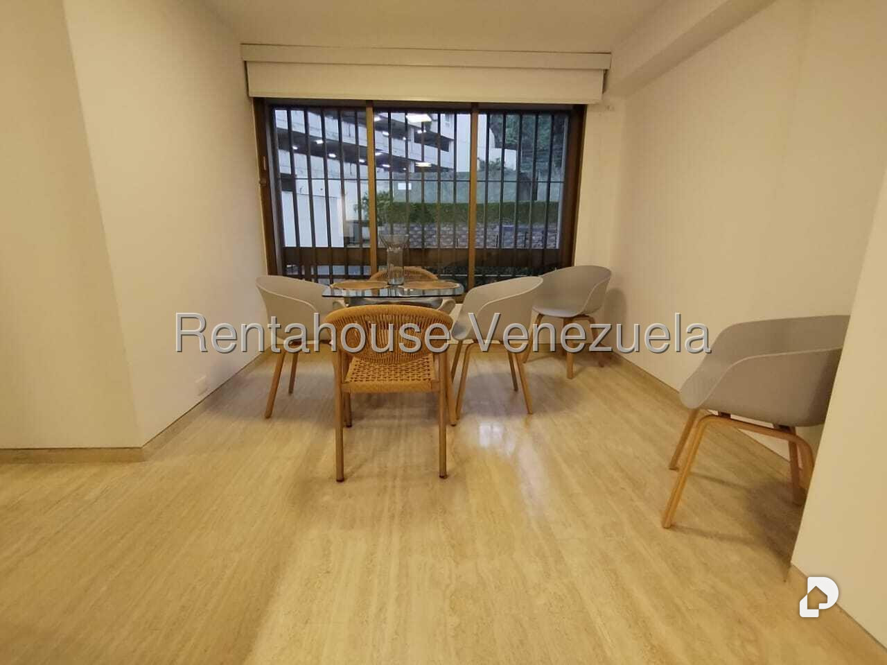 Apartamento en Las Mercedes, Caracas – 3