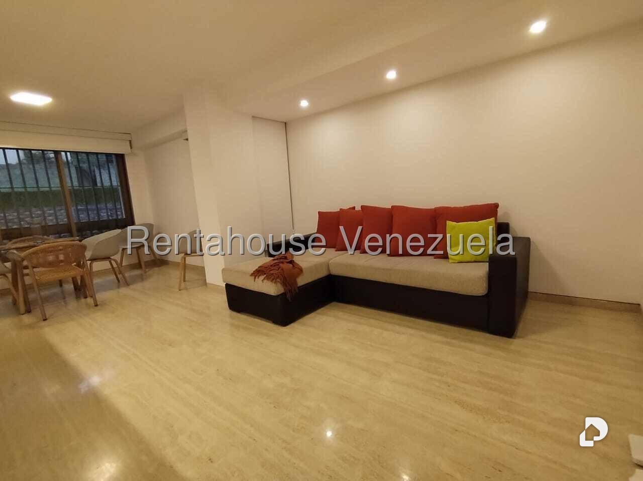 Apartamento en Las Mercedes, Caracas – 1