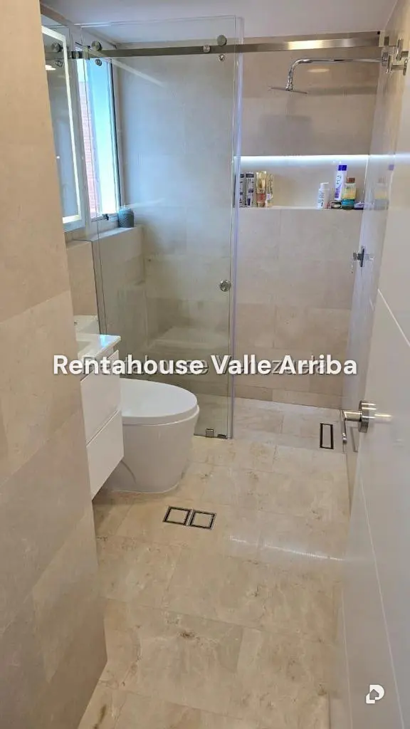 Apartamento en El Rosal, Caracas – 27