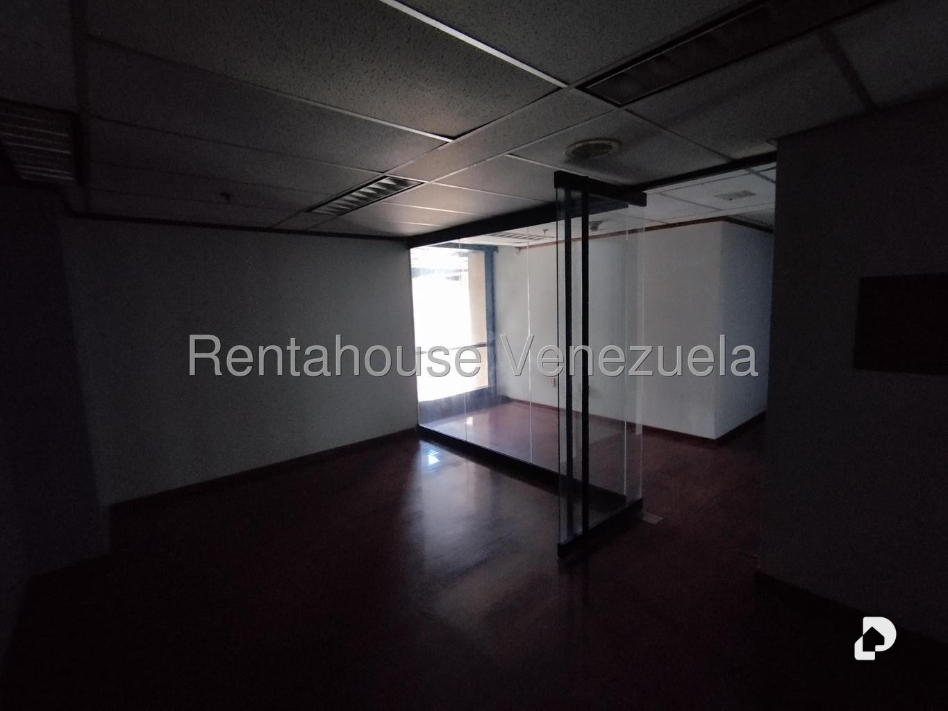 Oficina en Plaza Venezuela, Caracas – 6