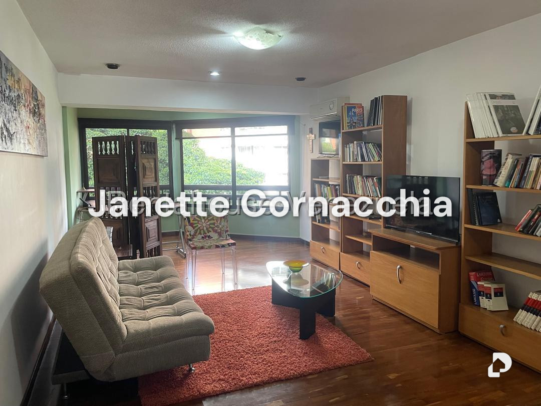 Apartamento en El Rosal, Caracas – 2