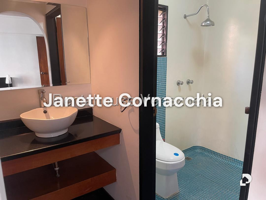 Apartamento en El Rosal, Caracas – 9