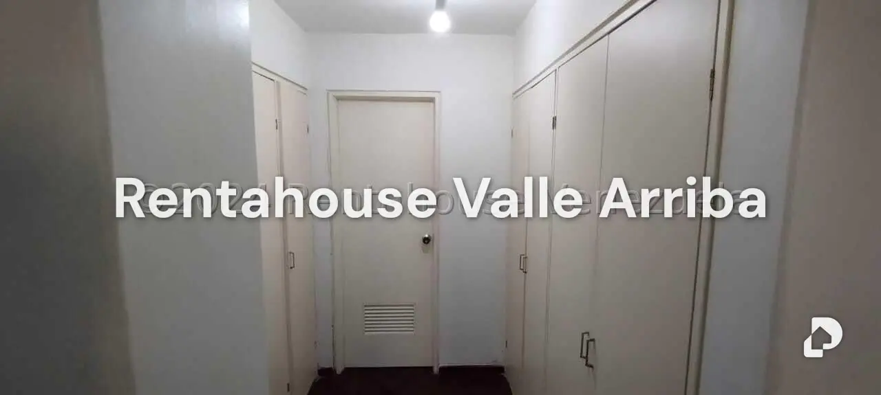 Apartamento en Santa Fe Sur, Caracas – 18