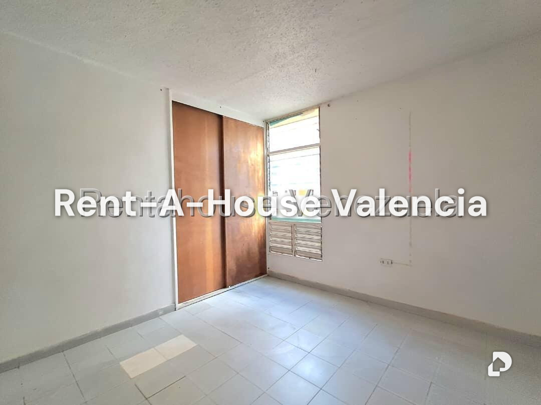 Apartamento en Sabana Larga, Valencia – 23