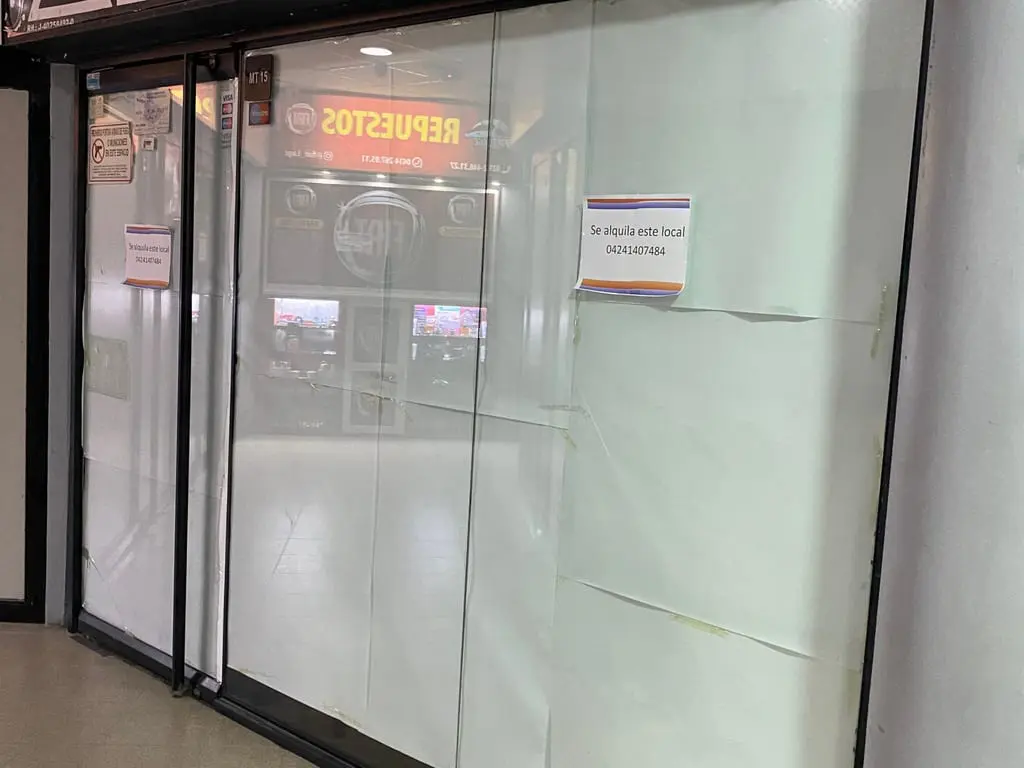 Local comercial en Deyber, Caracas - 1