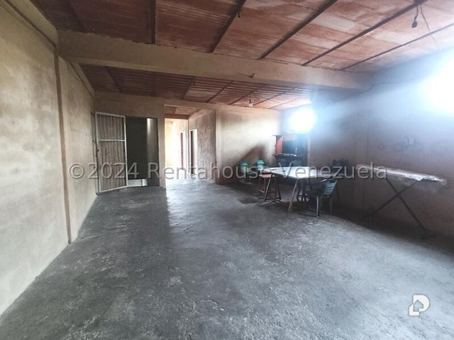 Casa en Los Taladros, Valencia – 4