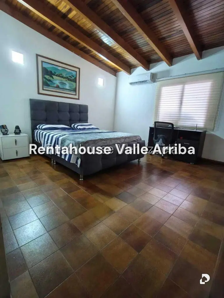 Casa en Lomas de Prados del Este, Caracas – 11