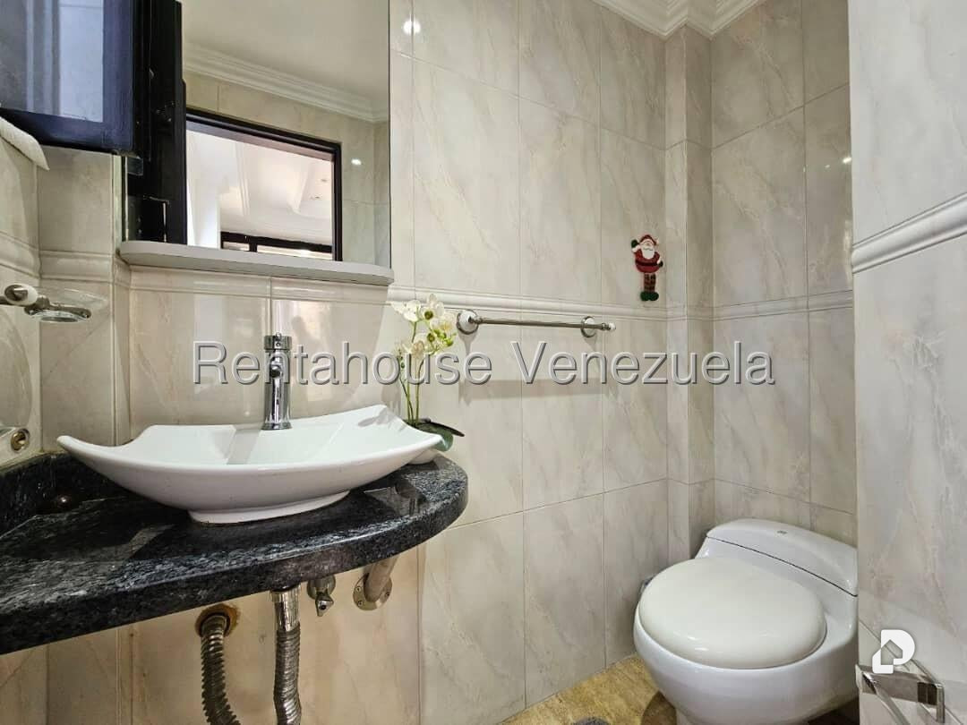 Casa en Lomas de La Lagunita, Caracas – 22