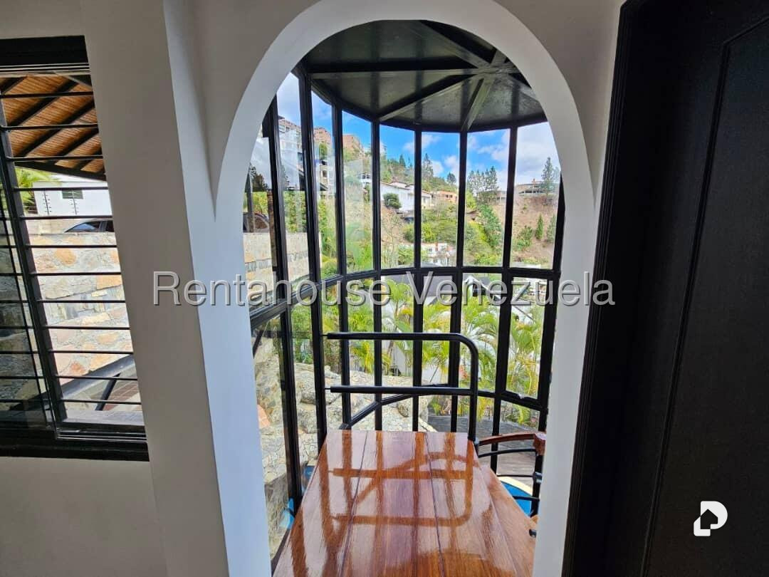 Casa en Lomas de La Lagunita, Caracas – 24