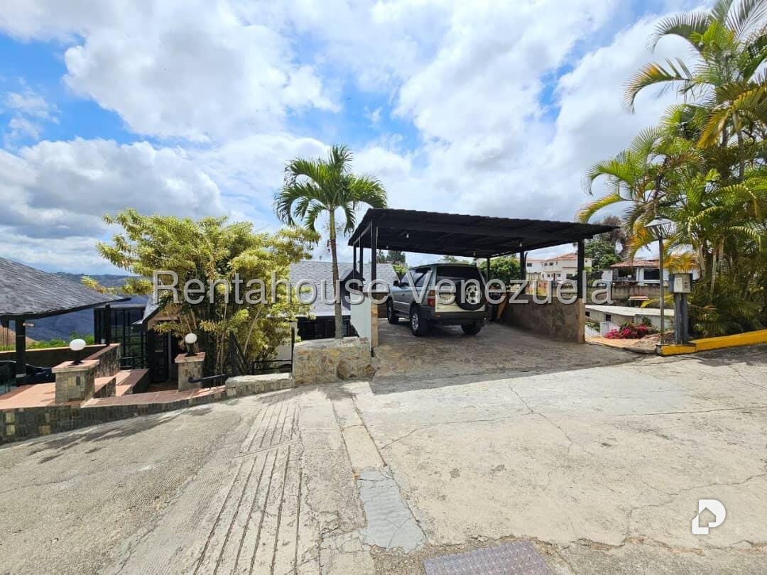 Casa en Lomas de La Lagunita, Caracas – 4