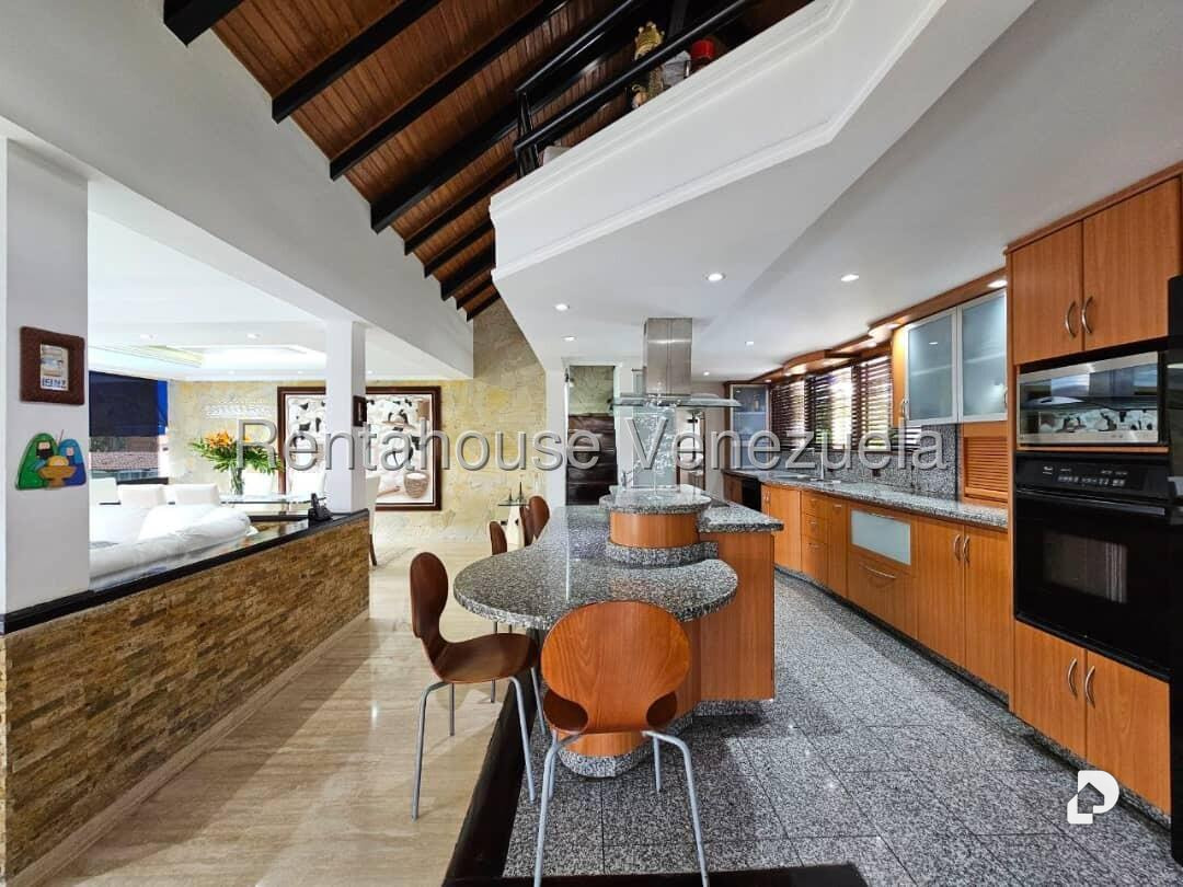 Casa en Lomas de La Lagunita, Caracas – 10