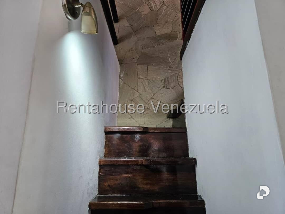 Casa en Lomas de La Lagunita, Caracas – 23