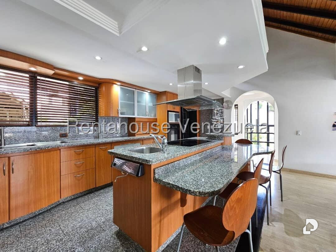 Casa en Lomas de La Lagunita, Caracas – 14