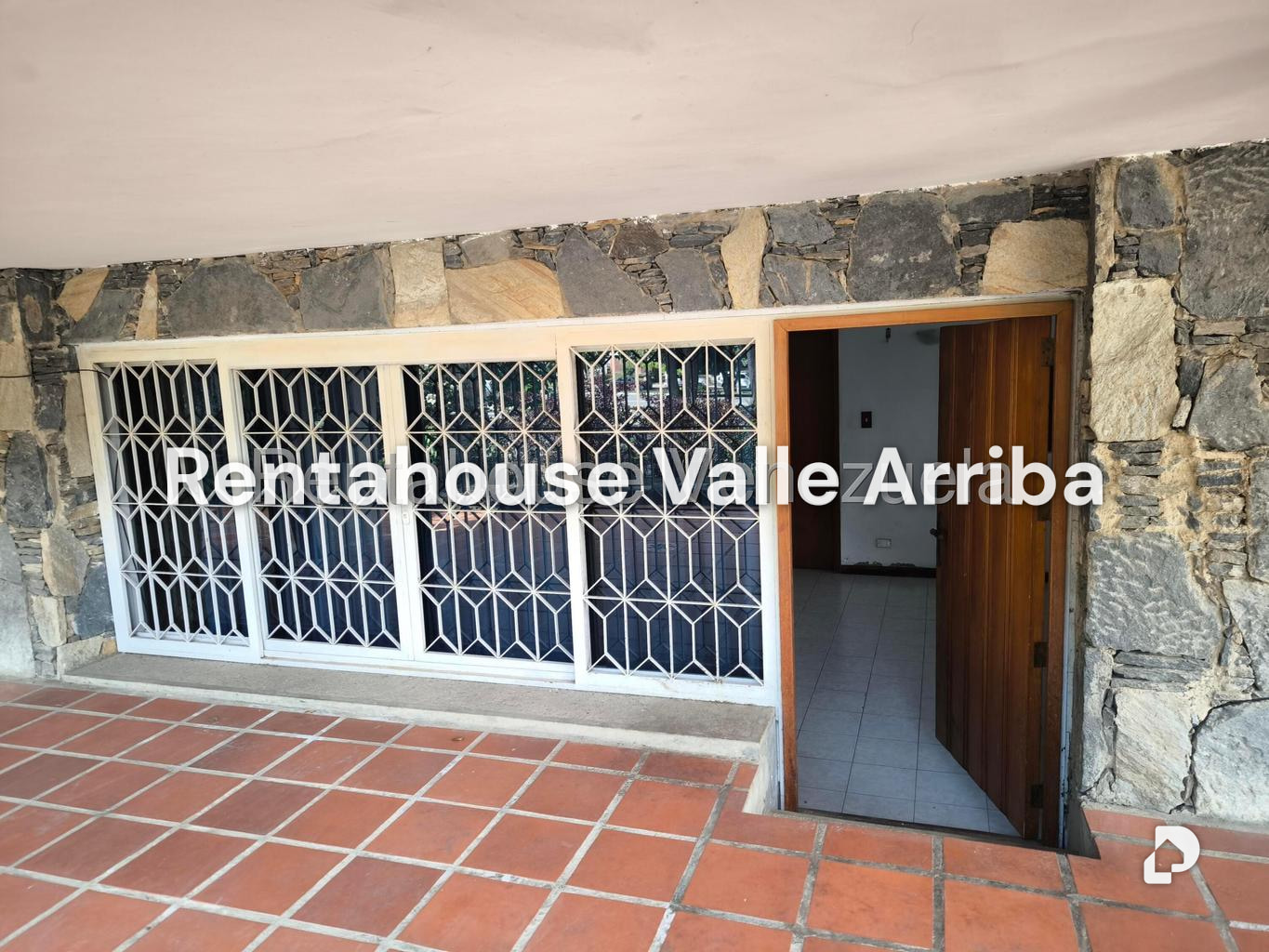 Casa en Cumbres de Curumo, Caracas – 12
