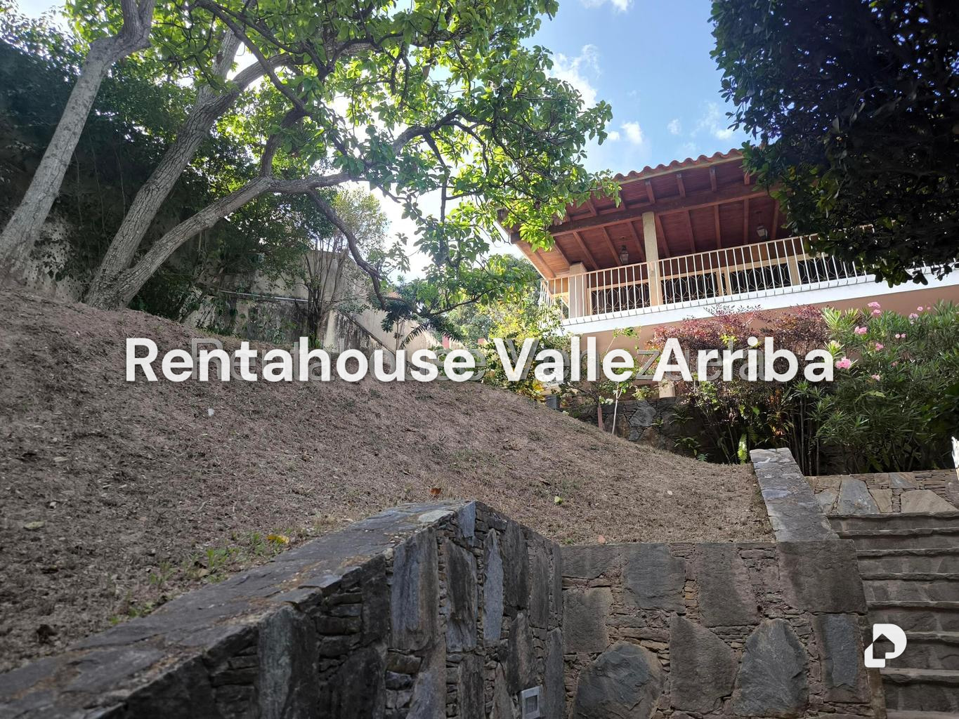 Casa en Cumbres de Curumo, Caracas – 4