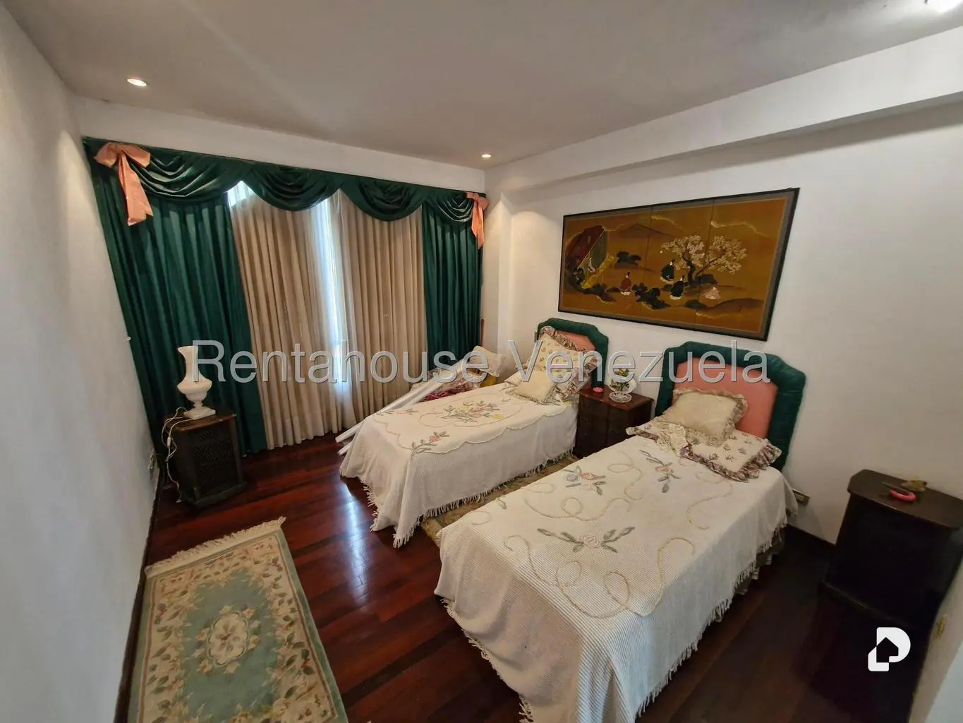 Apartamento en Los Palos Grandes, Caracas – 11