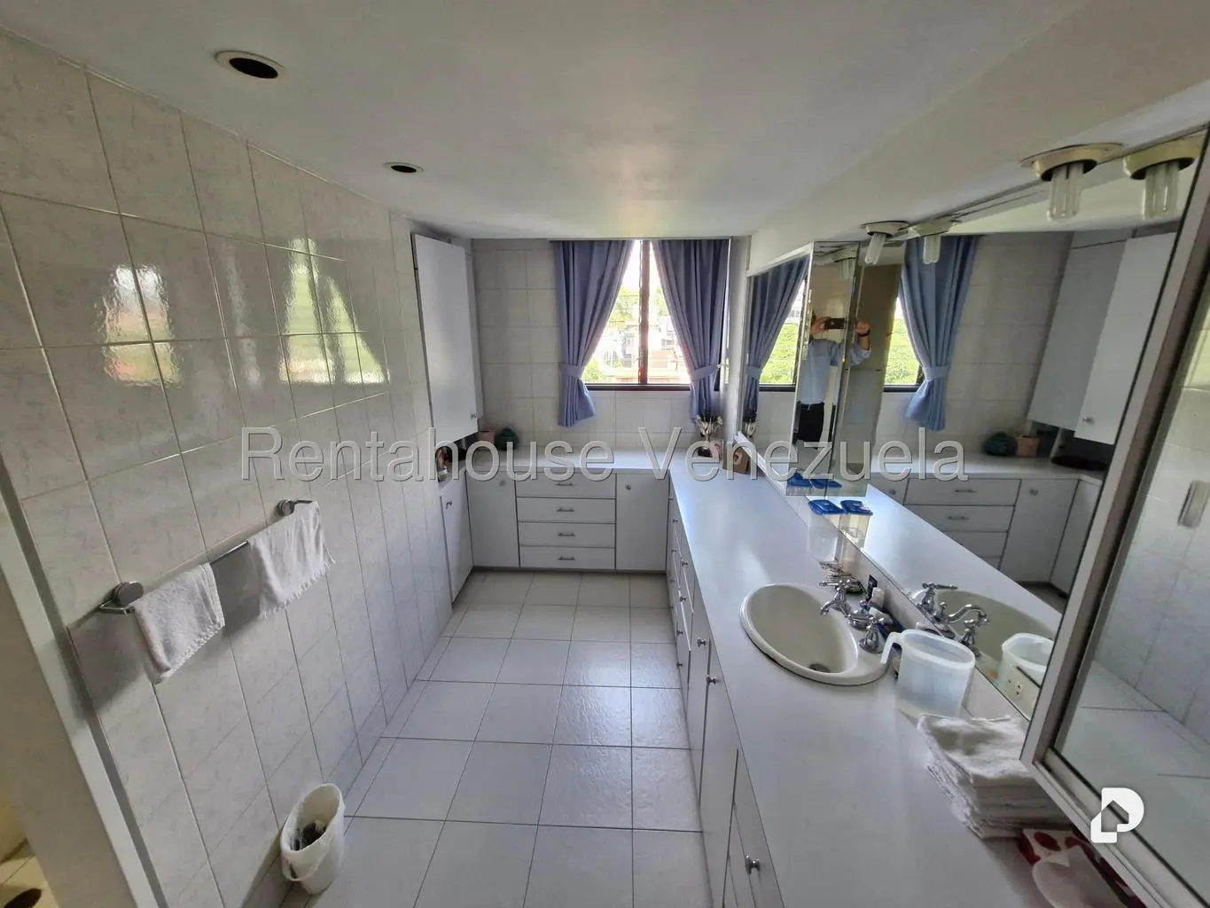 Apartamento en Los Palos Grandes, Caracas – 20