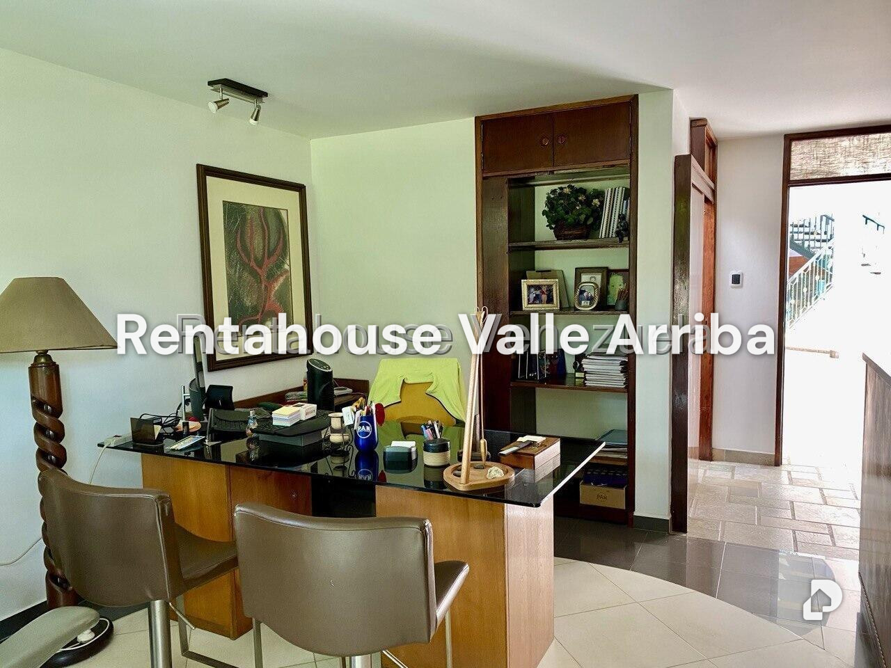 Casa en Lomas De La Trinidad, Caracas – 16