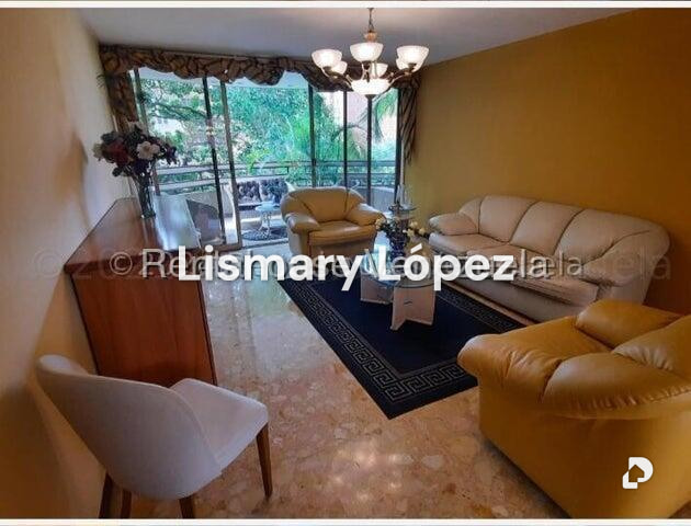 Apartamento en El Rosal, Caracas – 12