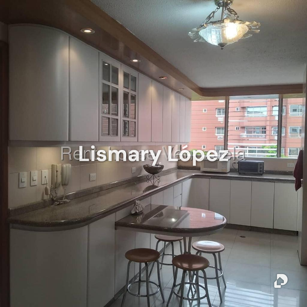 Apartamento en El Rosal, Caracas – 6