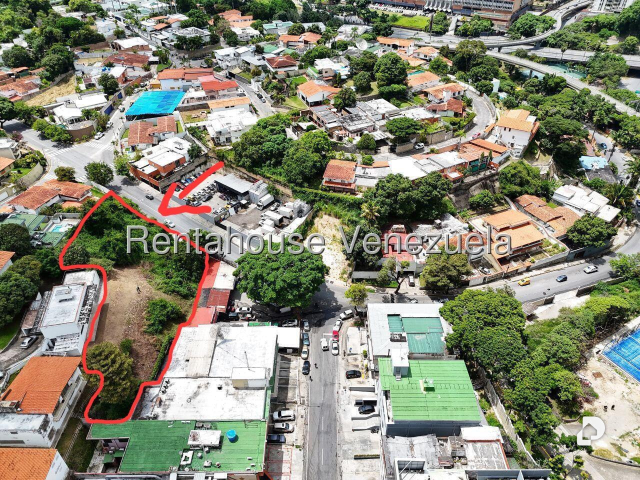 Terreno en Prados del Este, Caracas – 30