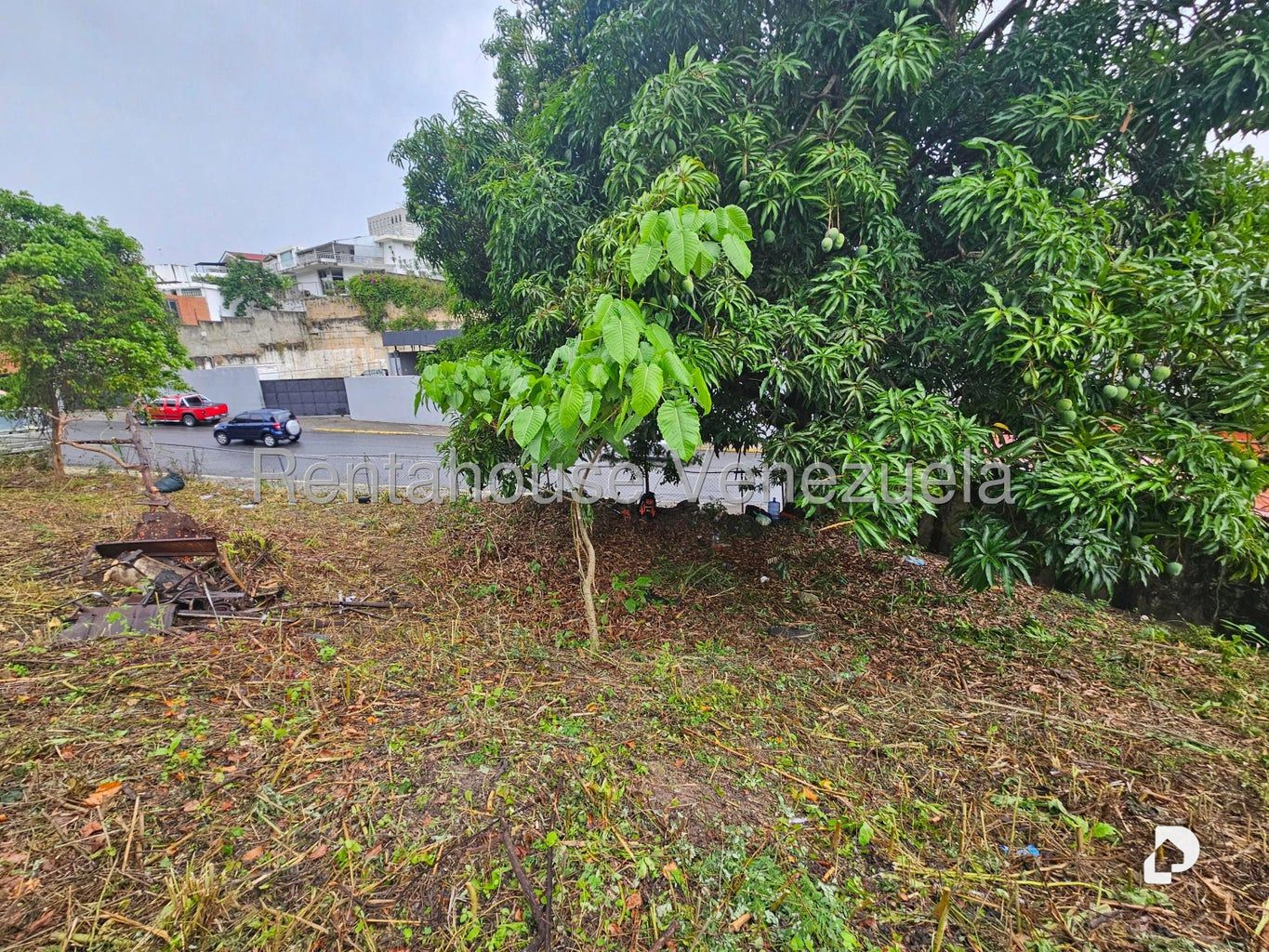 Terreno en Prados del Este, Caracas – 9