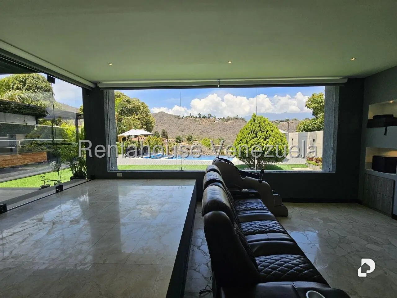 Casa en Prados del Este, Caracas – 18