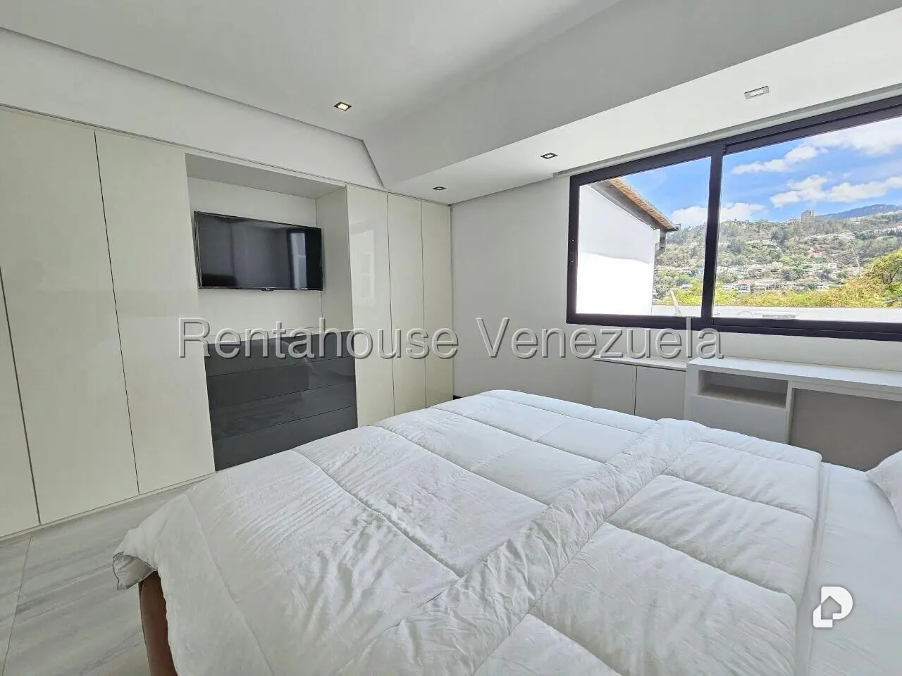 Casa en Prados del Este, Caracas – 27