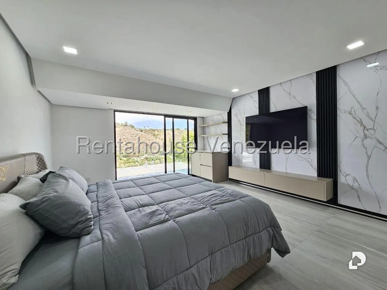 Casa en Prados del Este, Caracas – 21