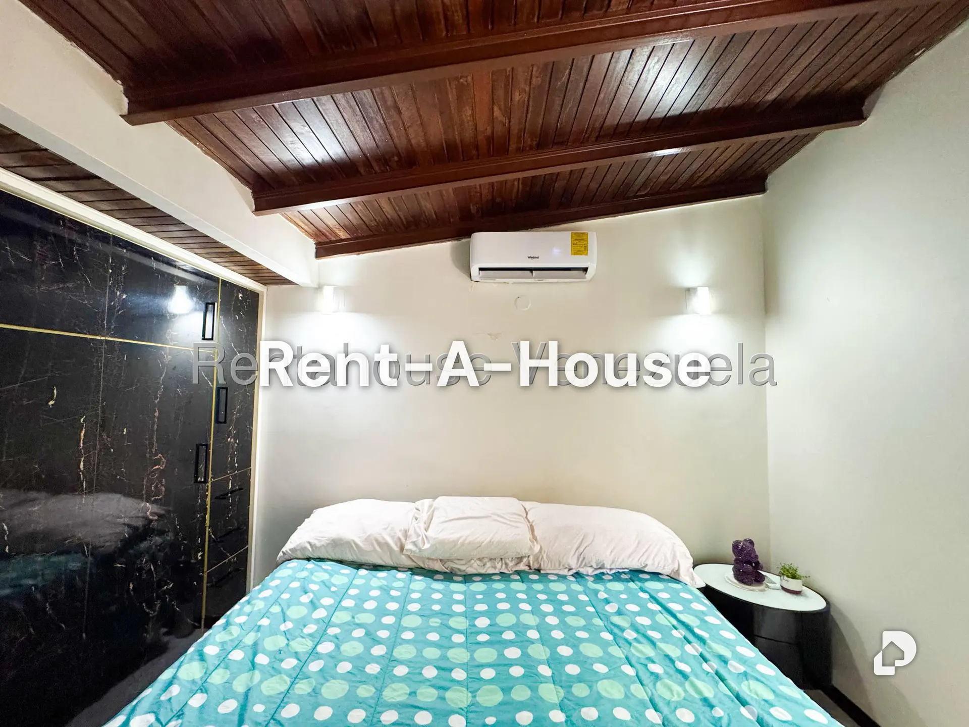 Casa en Alto Prado, Caracas – 14