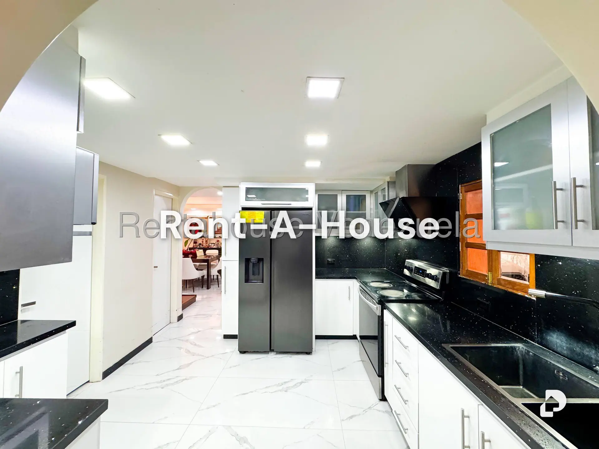 Casa en Alto Prado, Caracas – 8