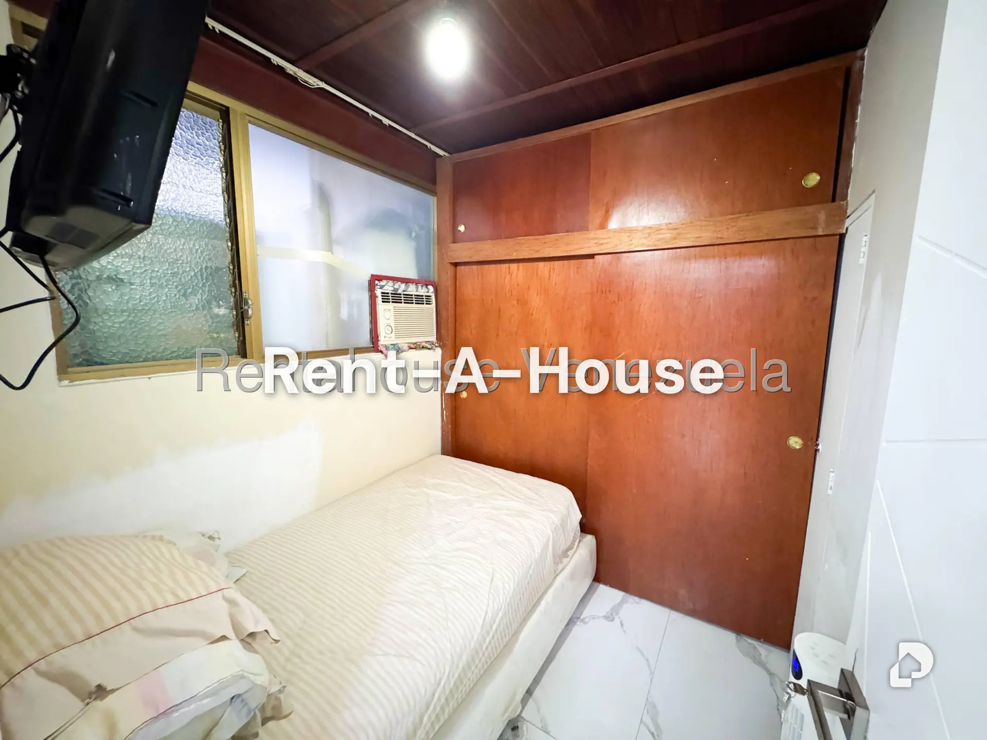 Casa en Alto Prado, Caracas – 12