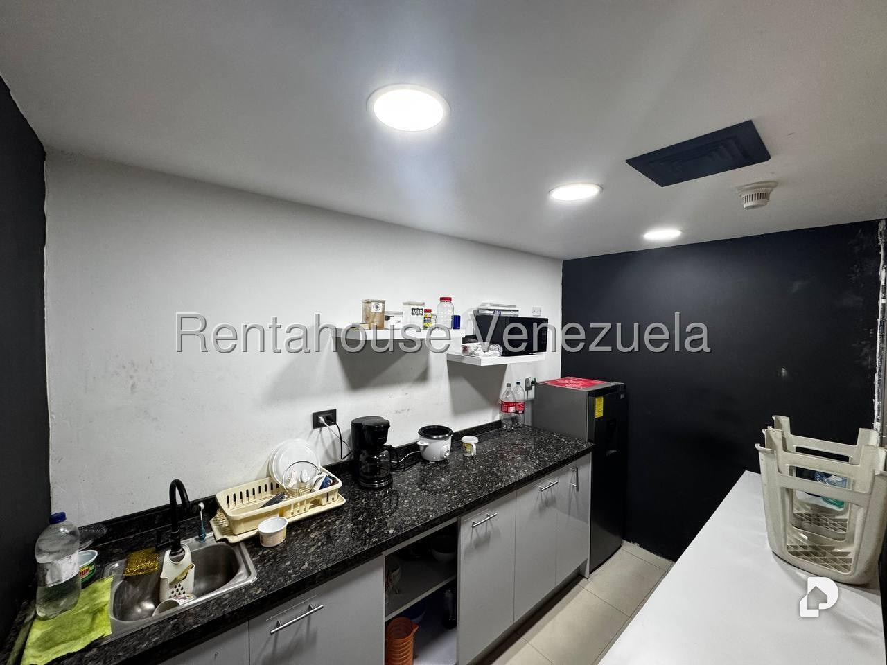 Local comercial en El Bosque, Caracas – 15
