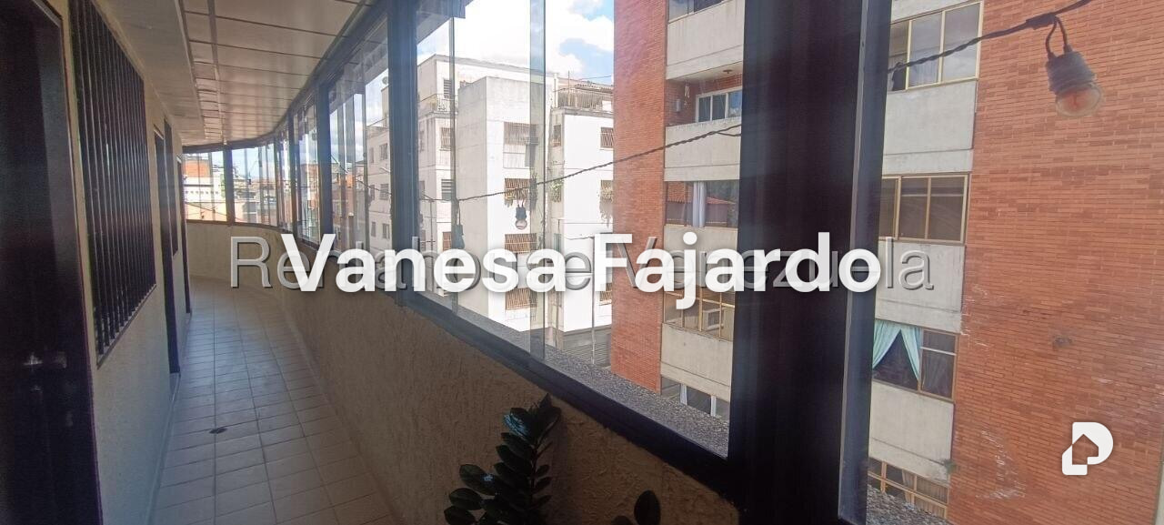 Edificio en Chacao, Caracas – 20