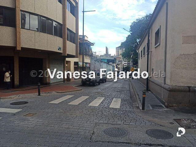 Edificio en Chacao, Caracas – 4