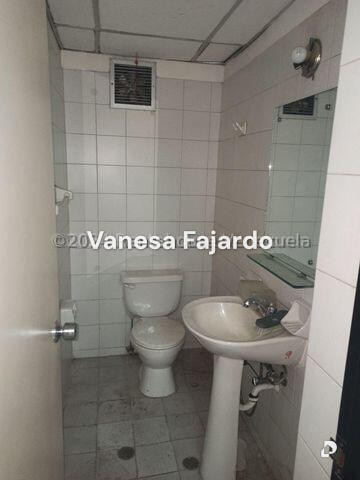 Edificio en Chacao, Caracas – 14