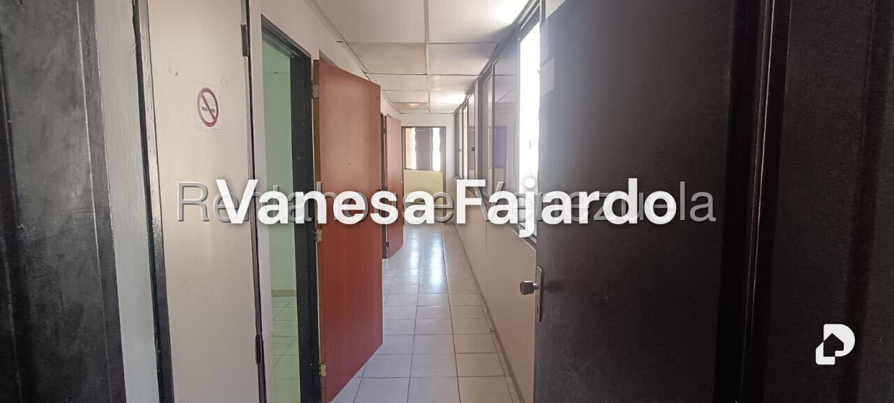 Edificio en Chacao, Caracas – 28