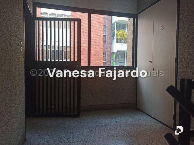 Edificio en Chacao, Caracas – 10