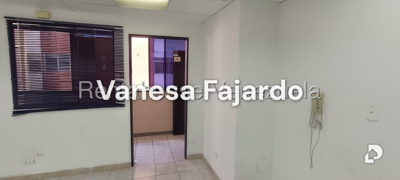 Edificio en Chacao, Caracas – 29
