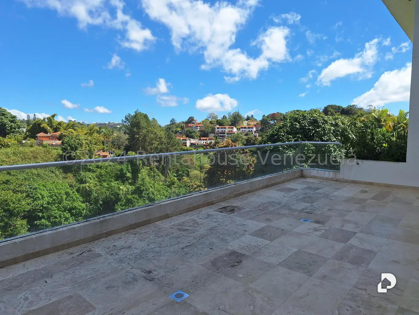 Casa en La Lagunita Country Club, Caracas – 16
