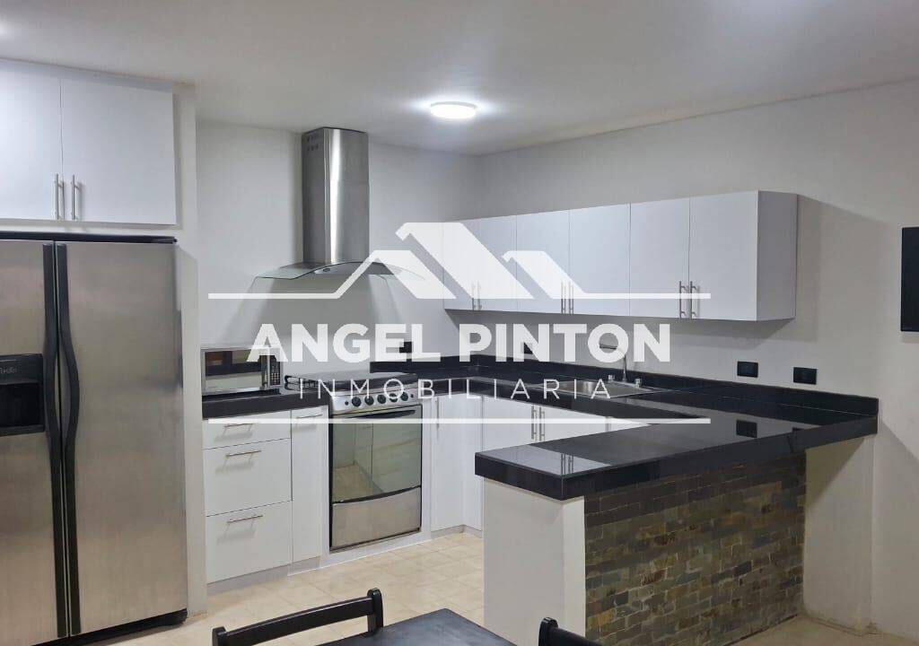 Apartamento en Avenida El Milagro, Maracaibo - 1