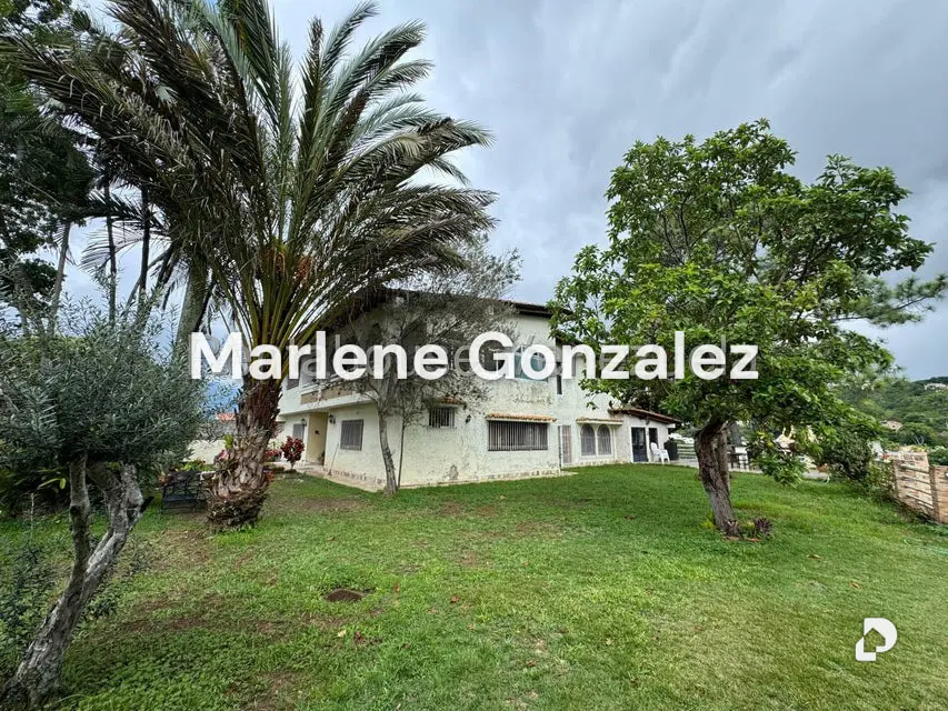 Casa en Santa Paula, Caracas – 2