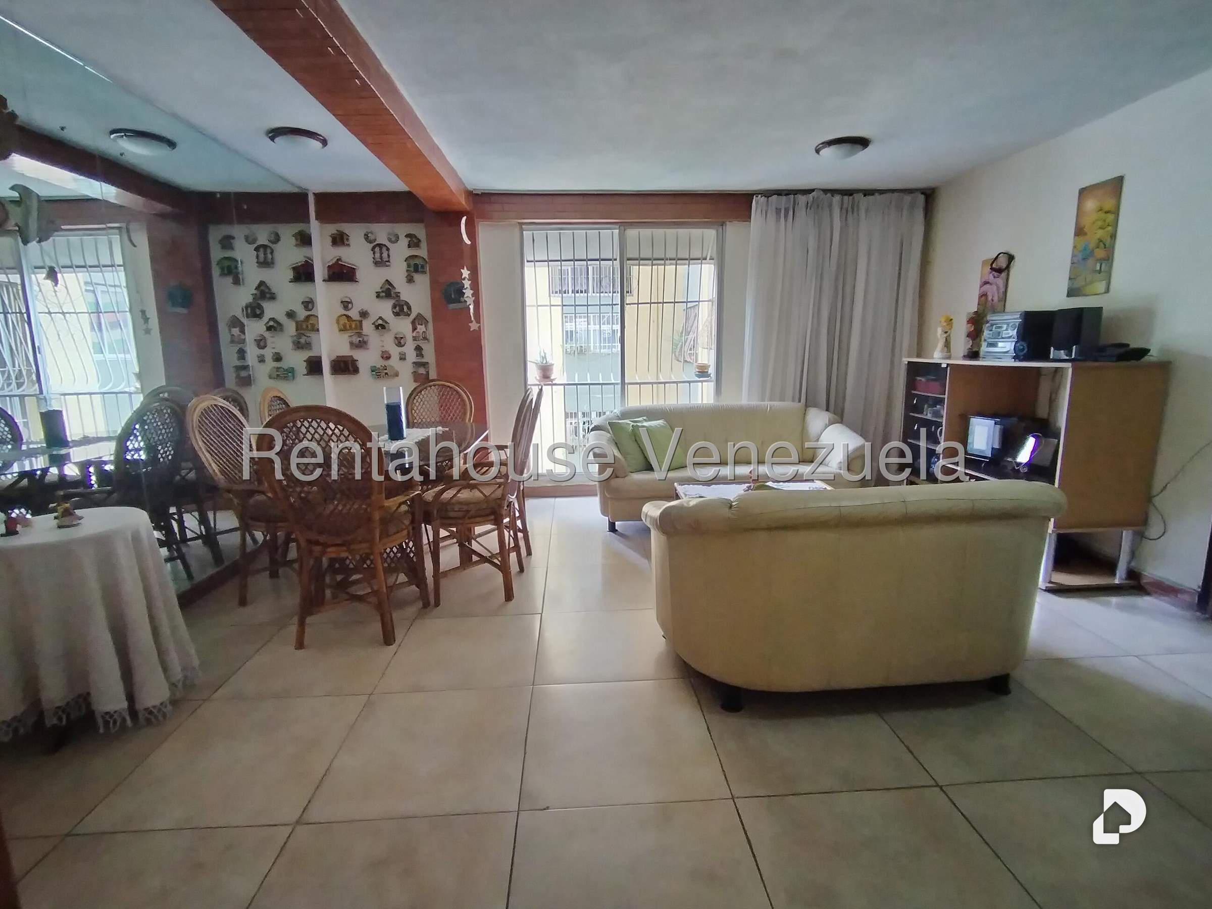 Apartamento en Caricuao, Caracas – 18