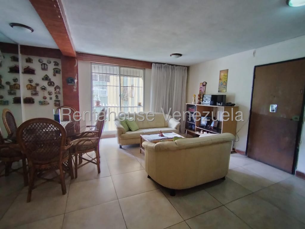 Apartamento en Caricuao, Caracas - 1
