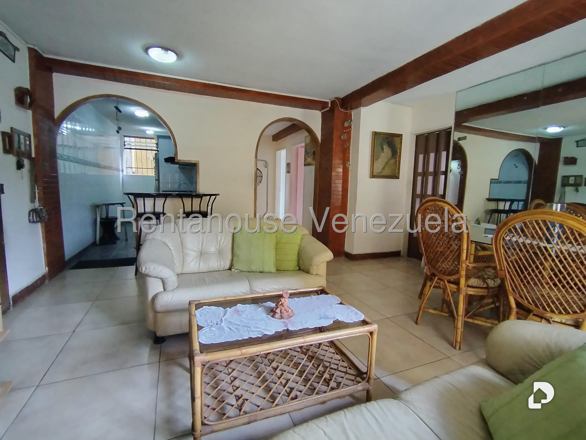 Apartamento en Caricuao, Caracas – 2