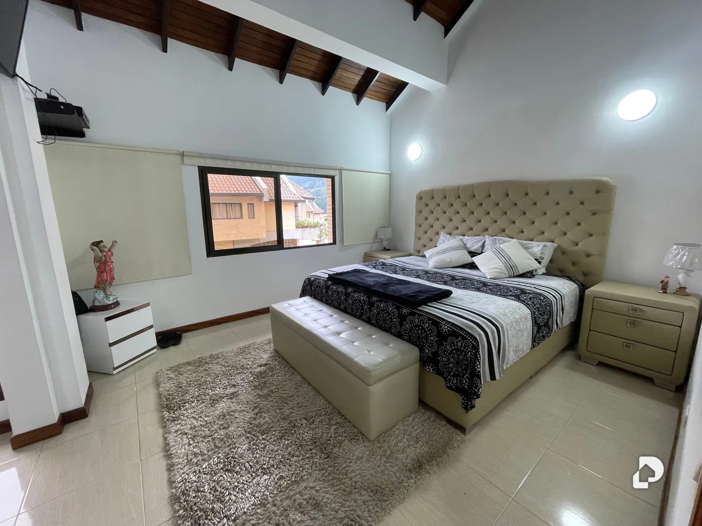 House in Altos de Santa María, Mérida – 16