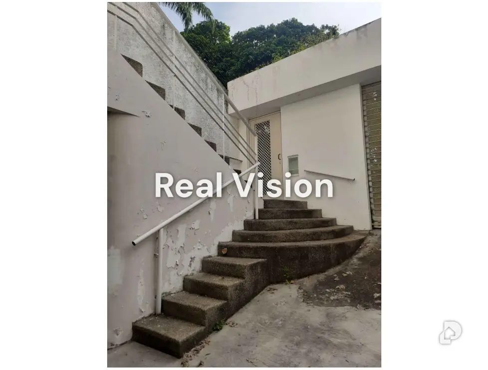 Casa en Santa Inés, Caracas – 23