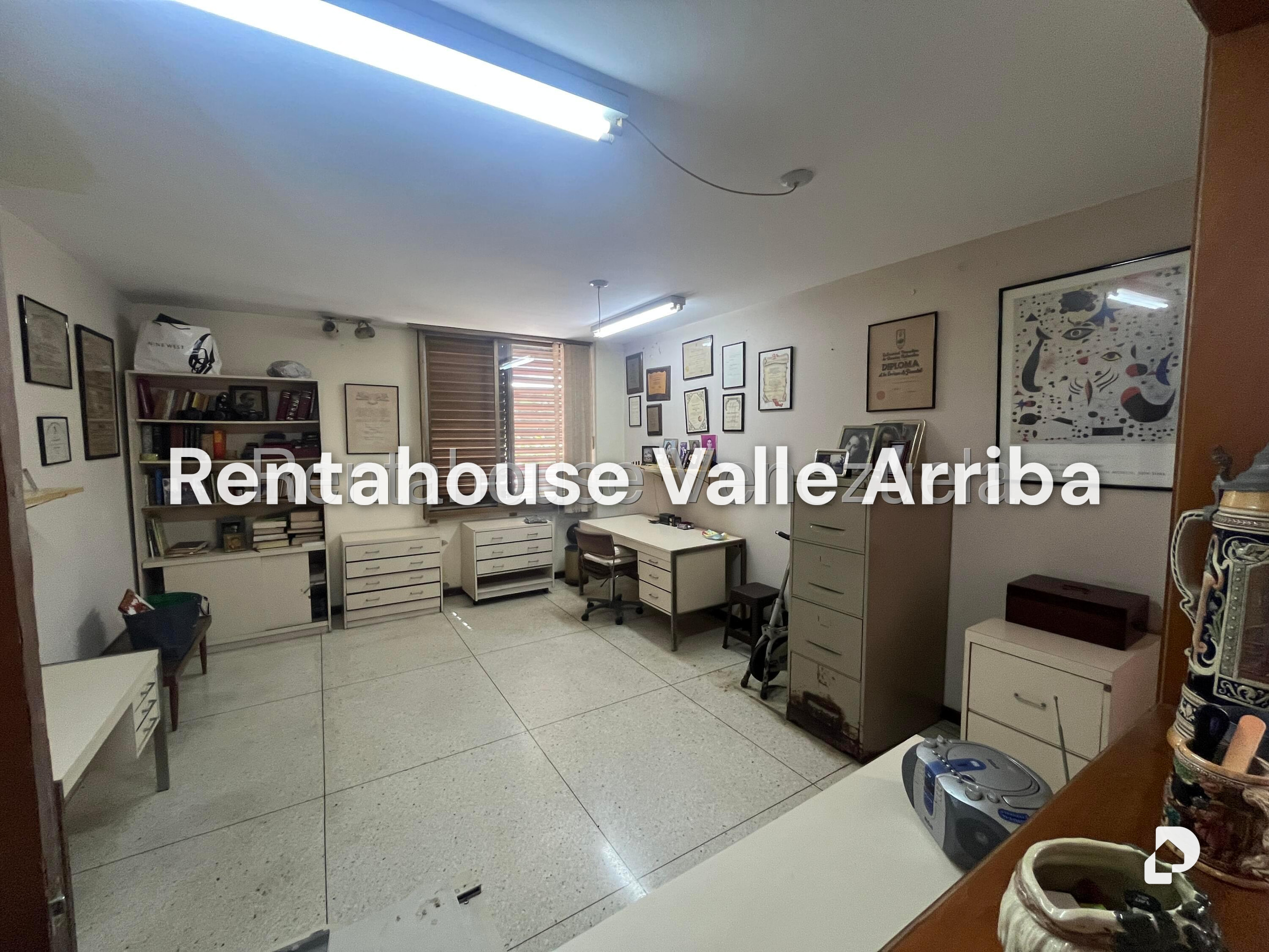 House in El Marqués, Caracas – 22