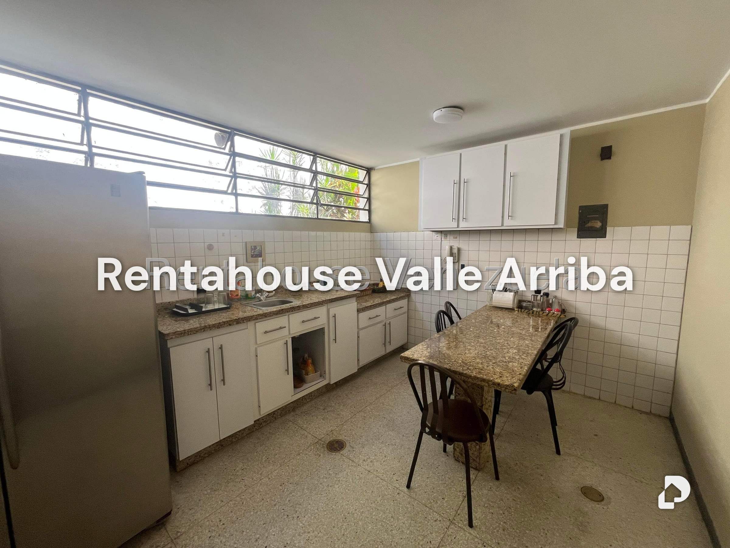 House in El Marqués, Caracas – 10